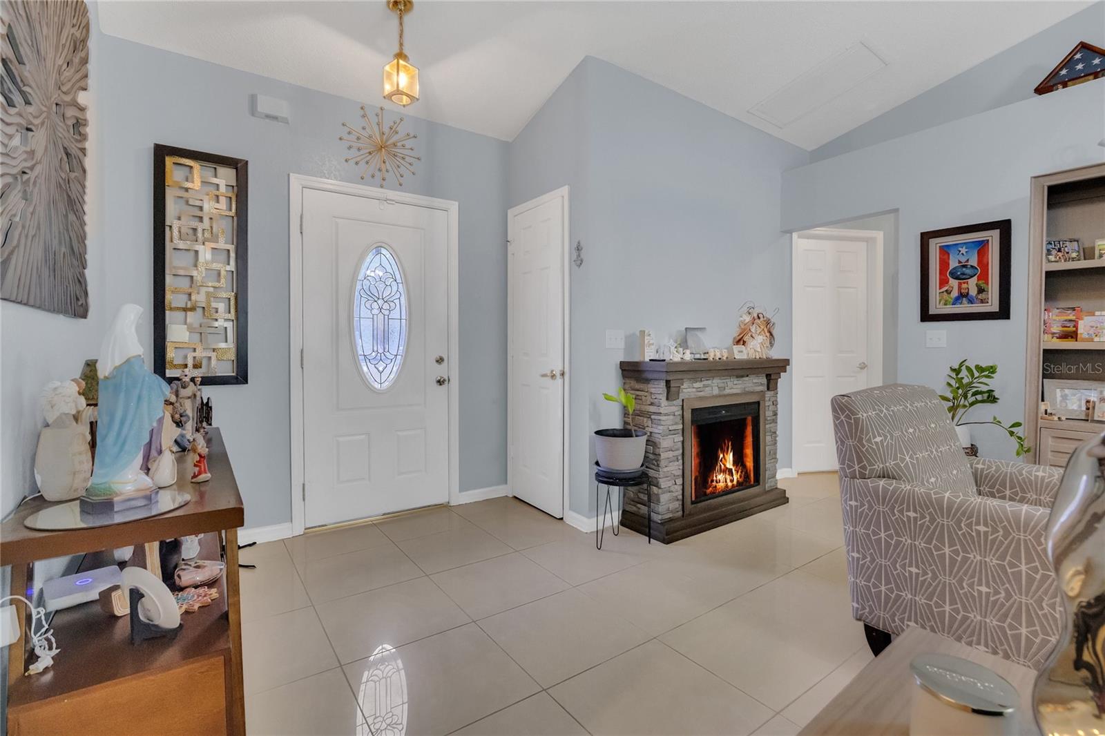 2925 TIMBERCREST PLACE