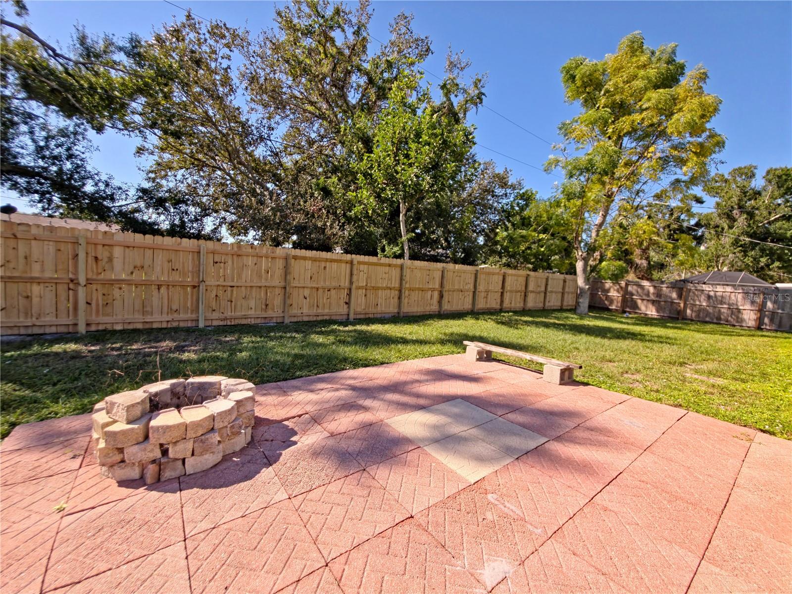 SOUTH VENICE - Residential Lease