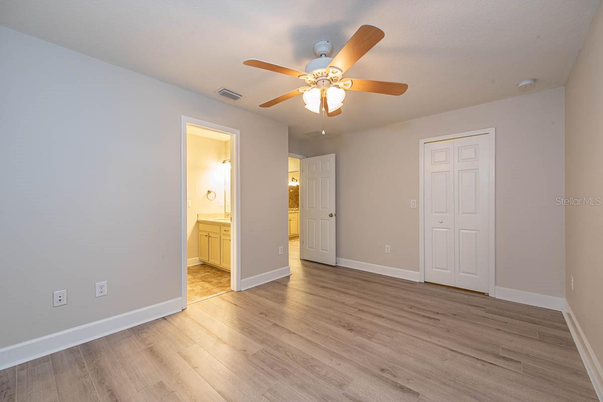 FISHHAWK RANCH TR 8 PT - Residential Lease