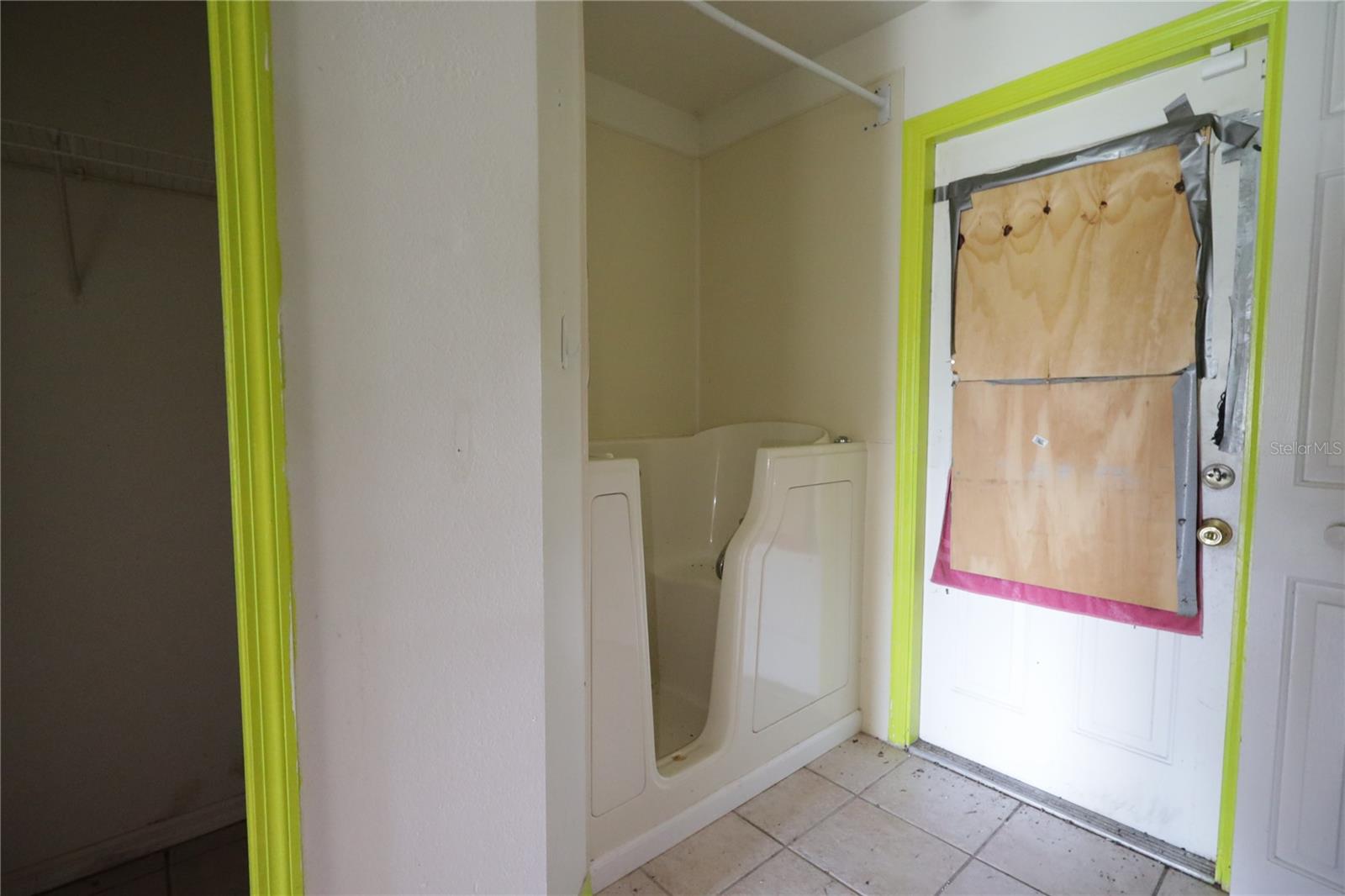 STURBRIDGE - Residential