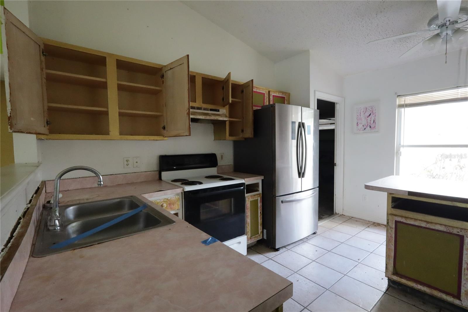 STURBRIDGE - Residential