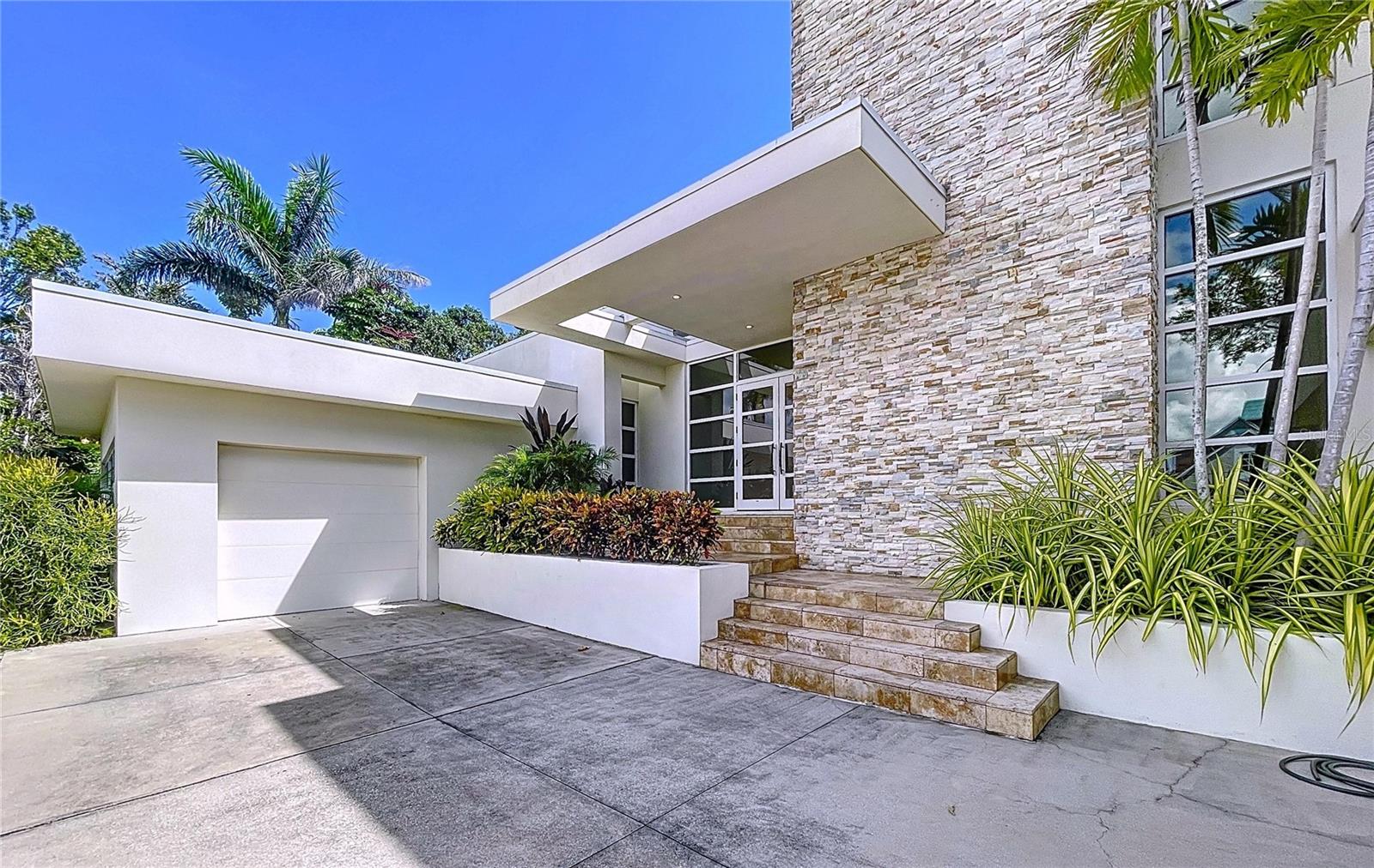 HARBOR ACRES - Residential Lease