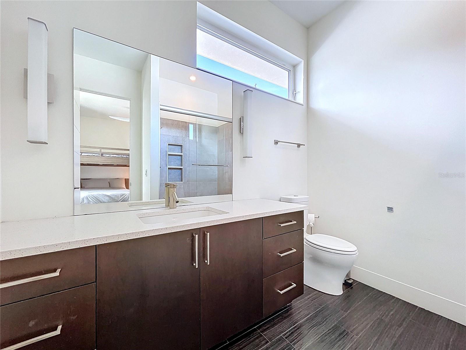 HARBOR ACRES - Residential Lease
