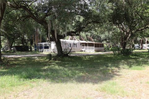 A home in LAKELAND