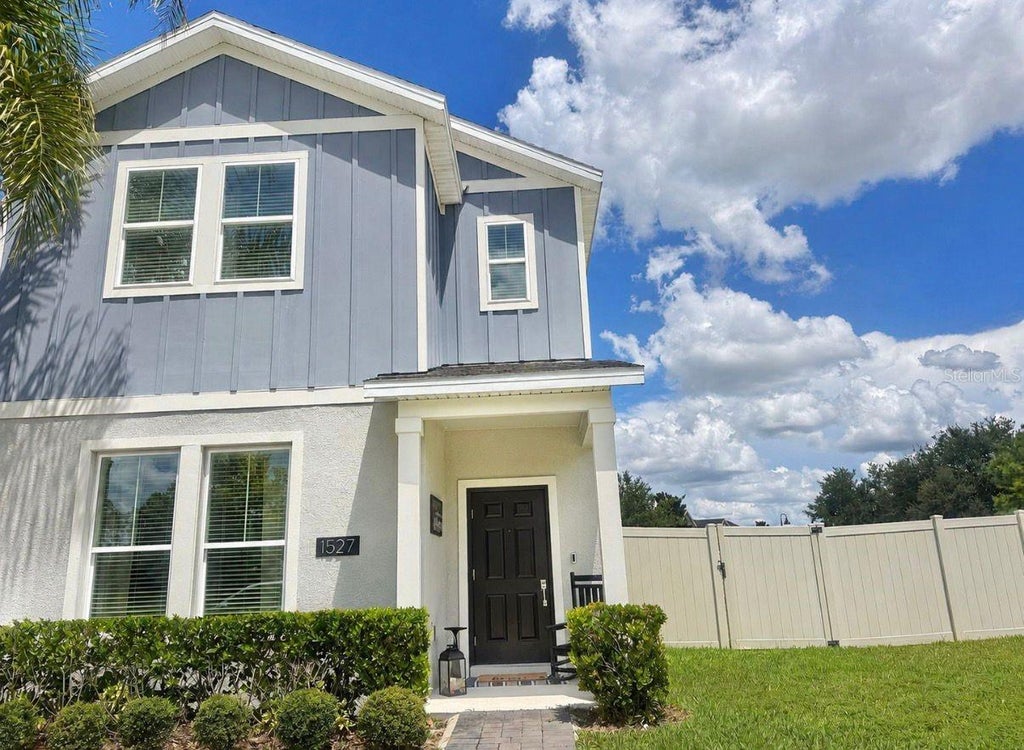 Photo of 1527 Viscaya Cove Boulevard, Winter Garden, FL 34787 (MLS # O6440090)