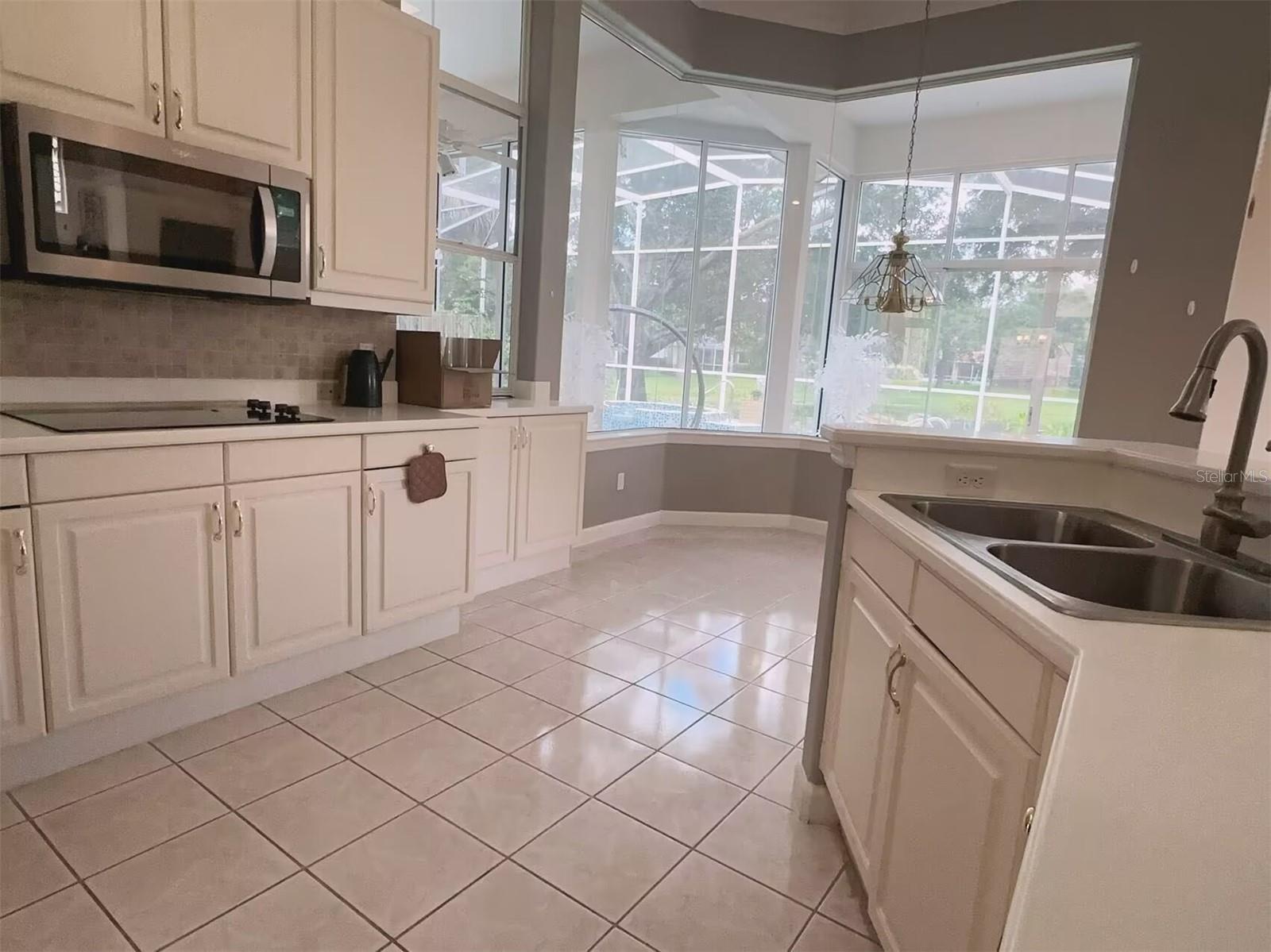 MUIRFIELD VILLAGE - Residential Lease