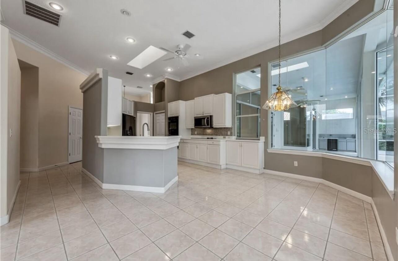 MUIRFIELD VILLAGE - Residential Lease