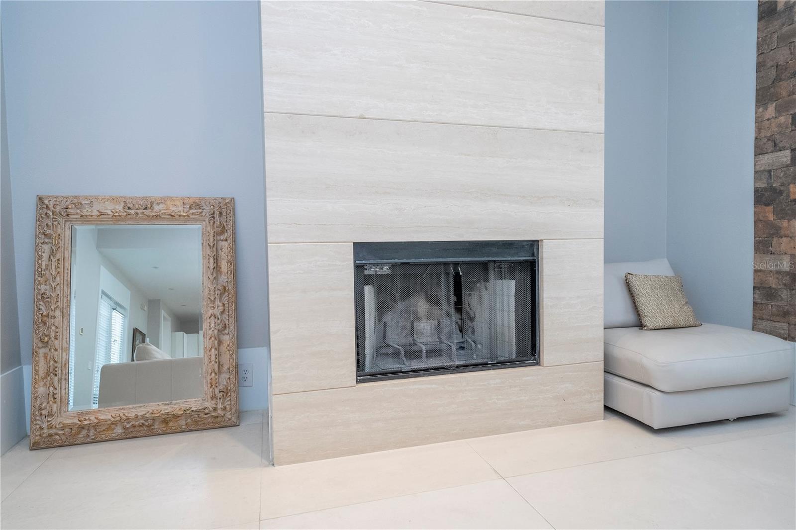 KEENES POINTE - Residential