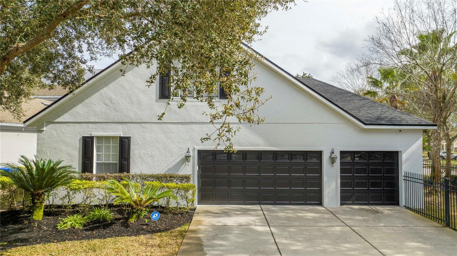 KEENES POINTE - Residential