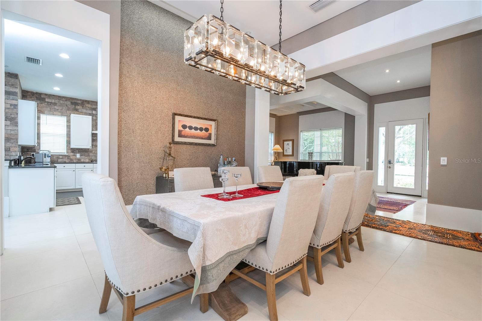 KEENES POINTE - Residential