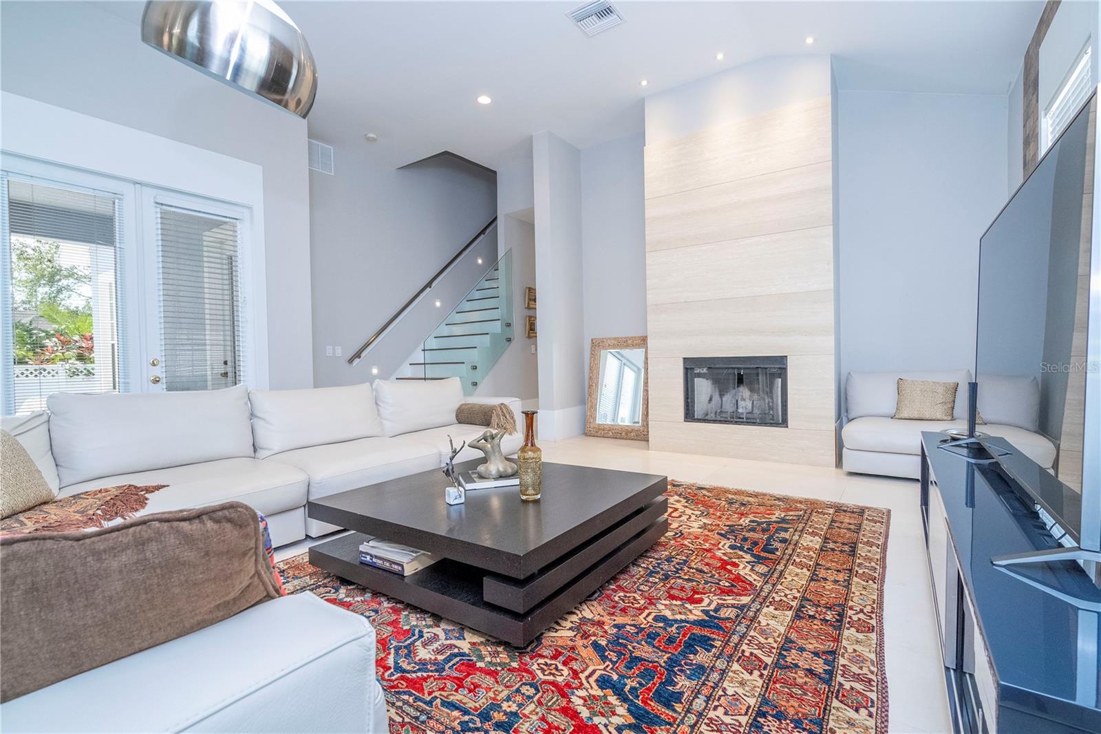 KEENES POINTE - Residential