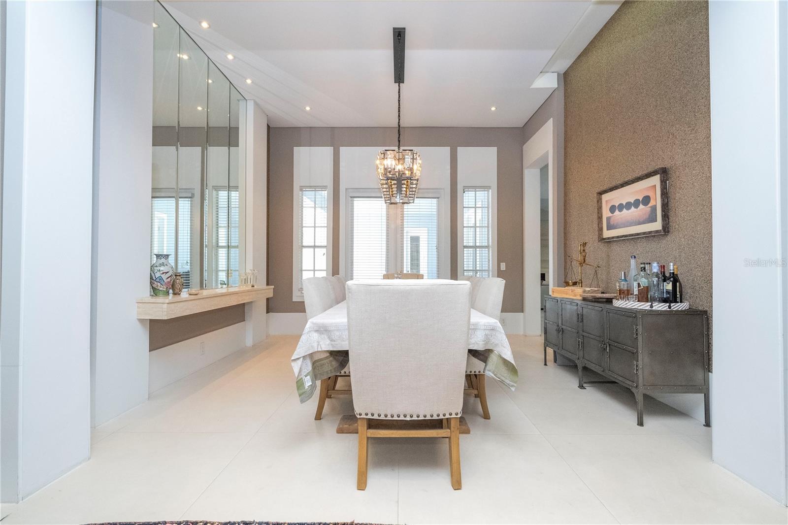 KEENES POINTE - Residential