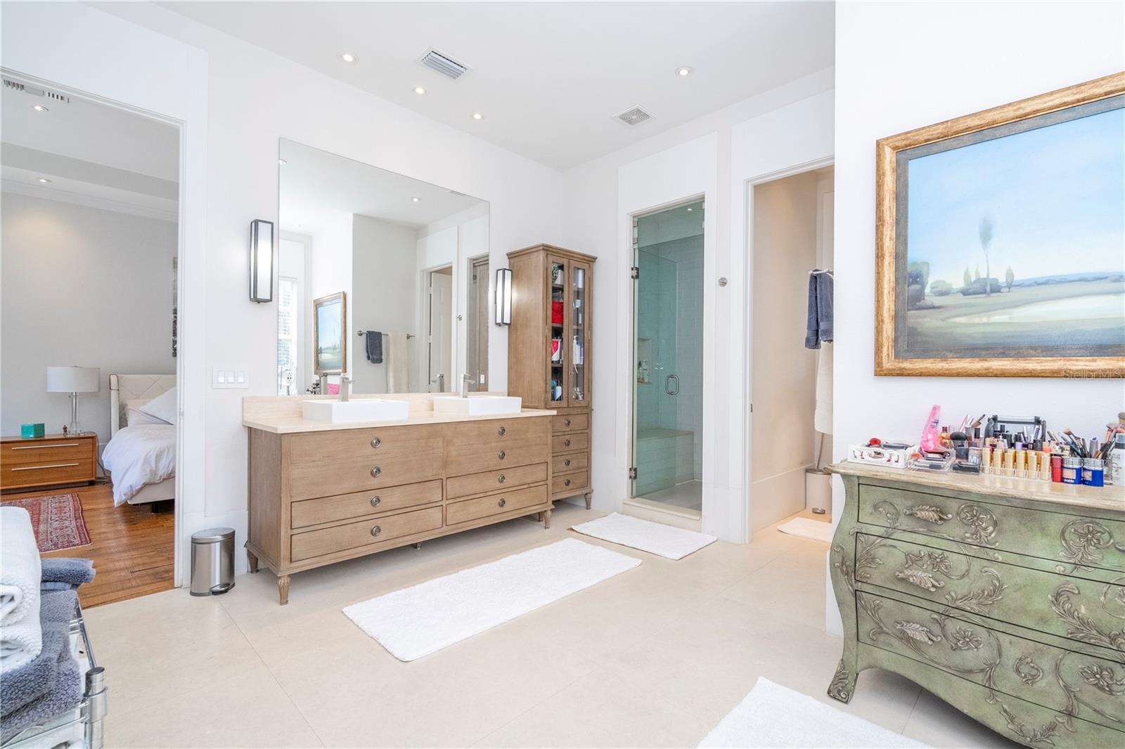 KEENES POINTE - Residential