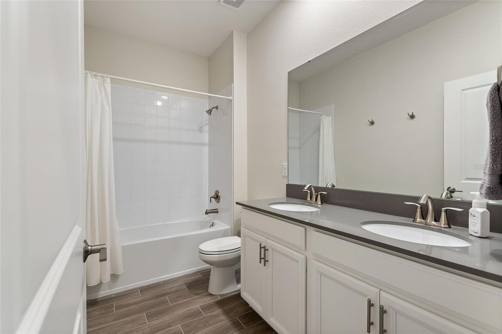 STONEYBROOK SOUTH NORTH PRCL PH 5 - Residential