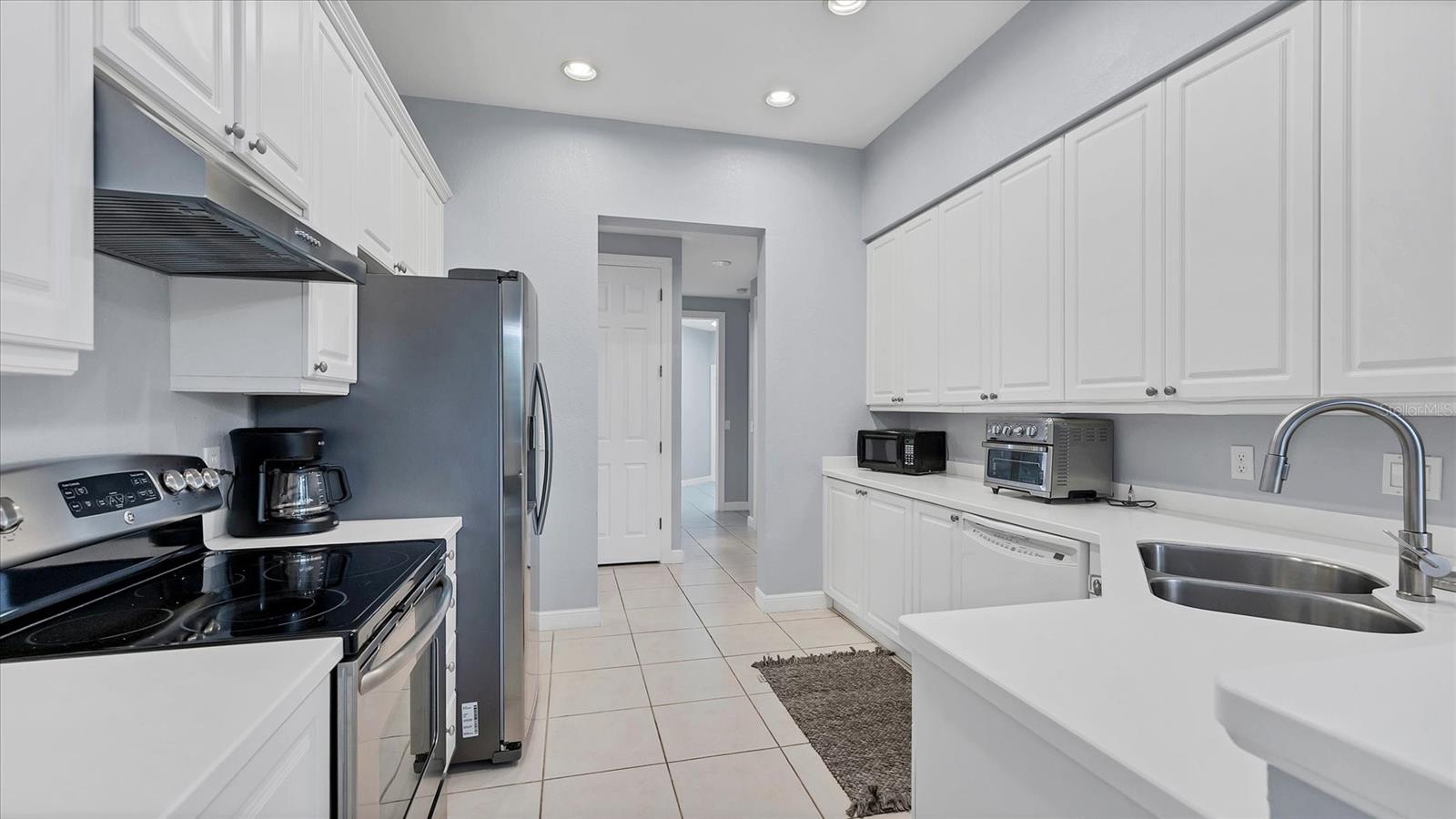 ACADEMY PARK PH IV & V - Residential