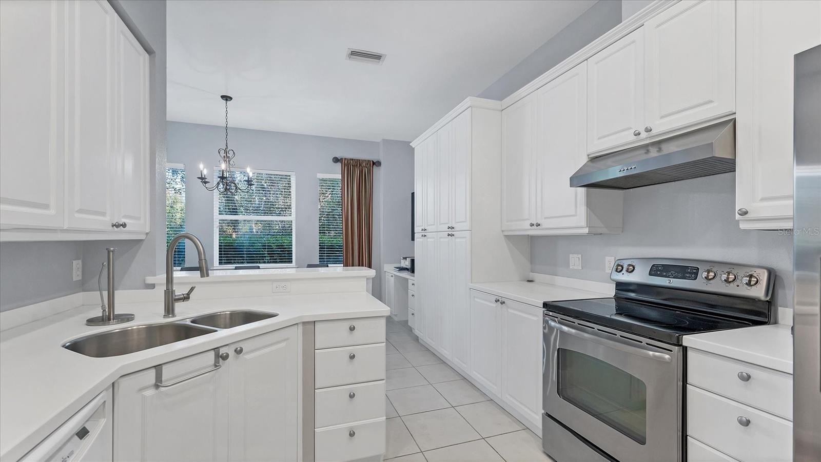 ACADEMY PARK PH IV & V - Residential