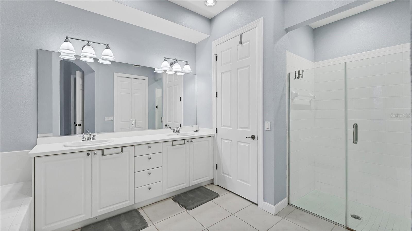 ACADEMY PARK PH IV & V - Residential