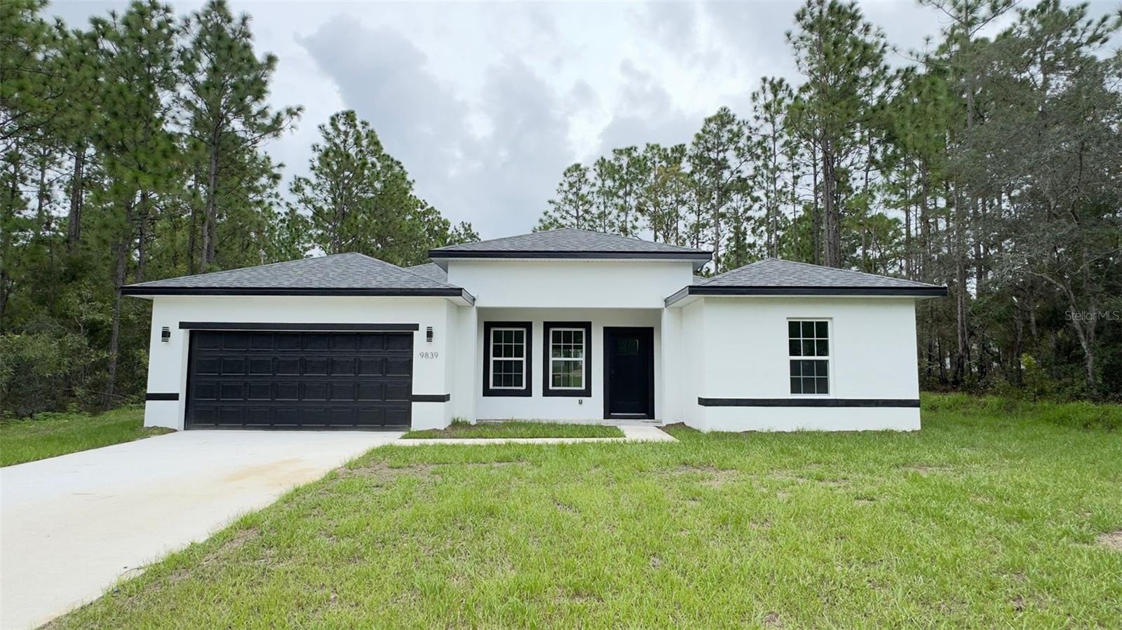 Move-In Ready – Your Florida Dream Home Awaits! This is not a property under construction – it’s fully completed and ready for you to move in today! Plus, the seller is offering closing cost assistance. Enjoy 1,660 sq. ft. of pure comfort and style, featuring 4 spacious bedrooms and 2 modern bathrooms, all thoughtfully designed to combine elegance, functionality, and practicality. Step inside to a bright, open living area seamlessly connected to the stunning kitchen – the perfect setup for both entertaining and everyday living. The kitchen stands out with stainless steel appliances, ample cabinet space, and a practical breakfast bar ideal for quick meals or casual gatherings. The dining area, perfectly positioned next to the kitchen, offers the ideal setting for formal dinners or cozy family meals. The open-concept layout creates a natural flow filled with abundant natural light, making every moment at home feel warm and inviting. Prime location in a high-demand, fast-growing area. Home Highlights: 100% move-in ready – no waiting on construction, Modern design with fully integrated living spaces, Seller offering closing cost assistance, Spacious, light-filled rooms, Ideal layout for relaxation and entertainment. Don’t miss this opportunity!