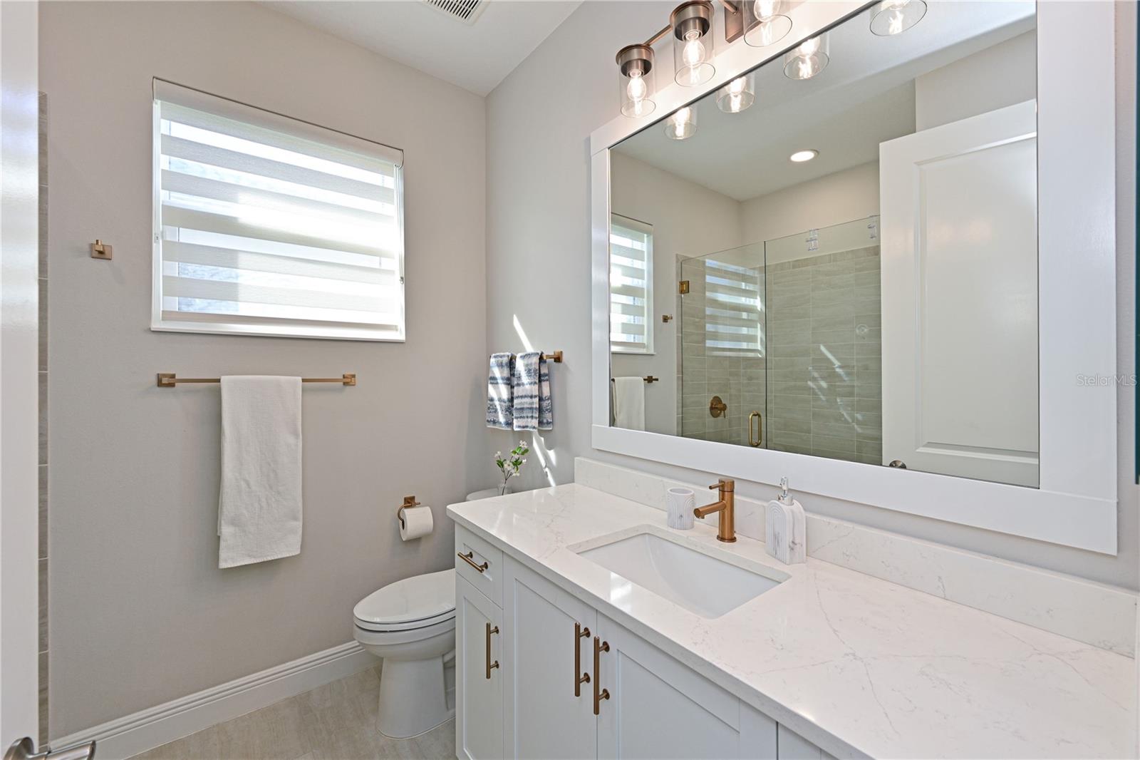 LAKEHOUSE COVE AT WATERSIDE - Residential