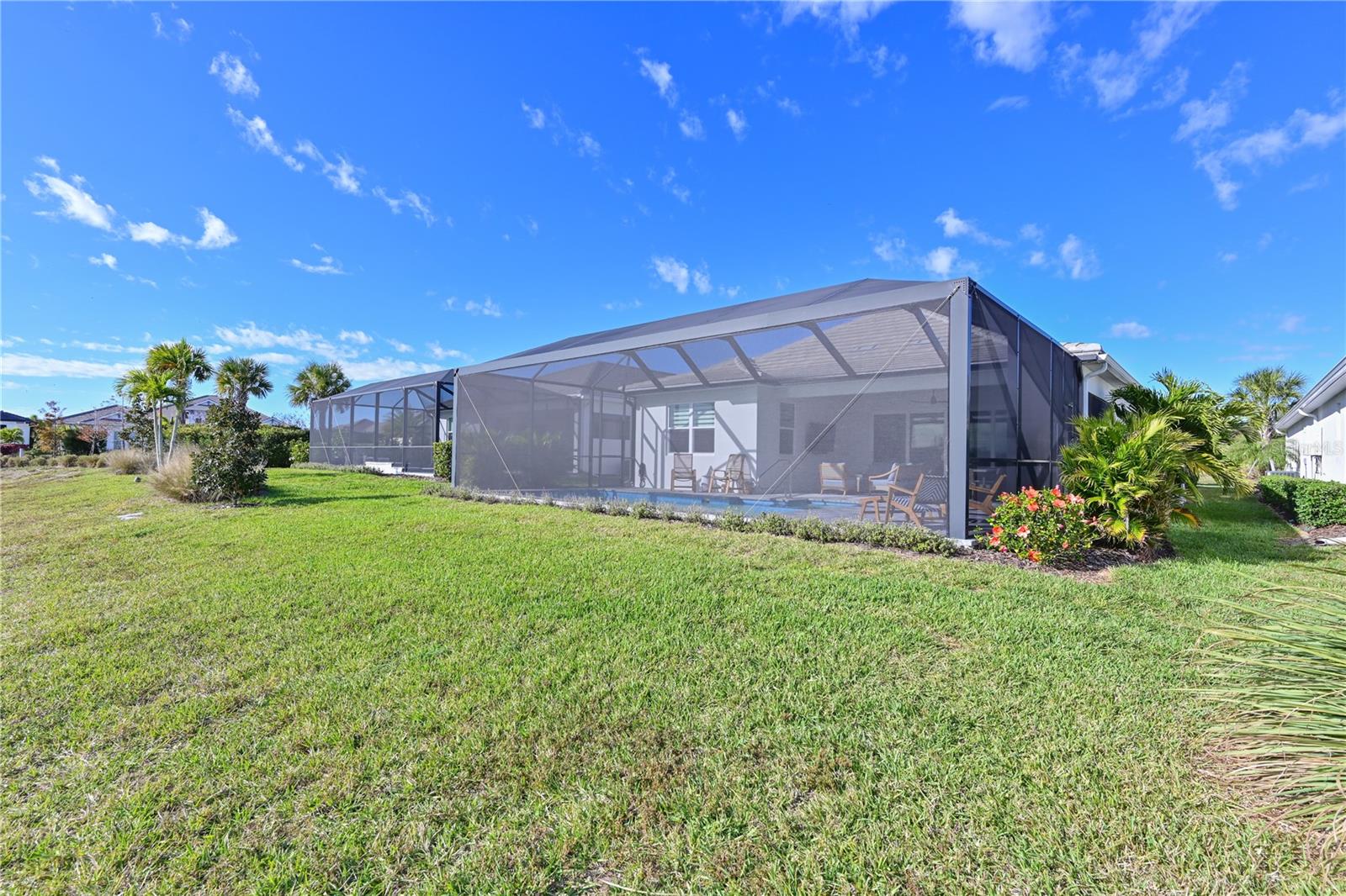 LAKEHOUSE COVE AT WATERSIDE - Residential