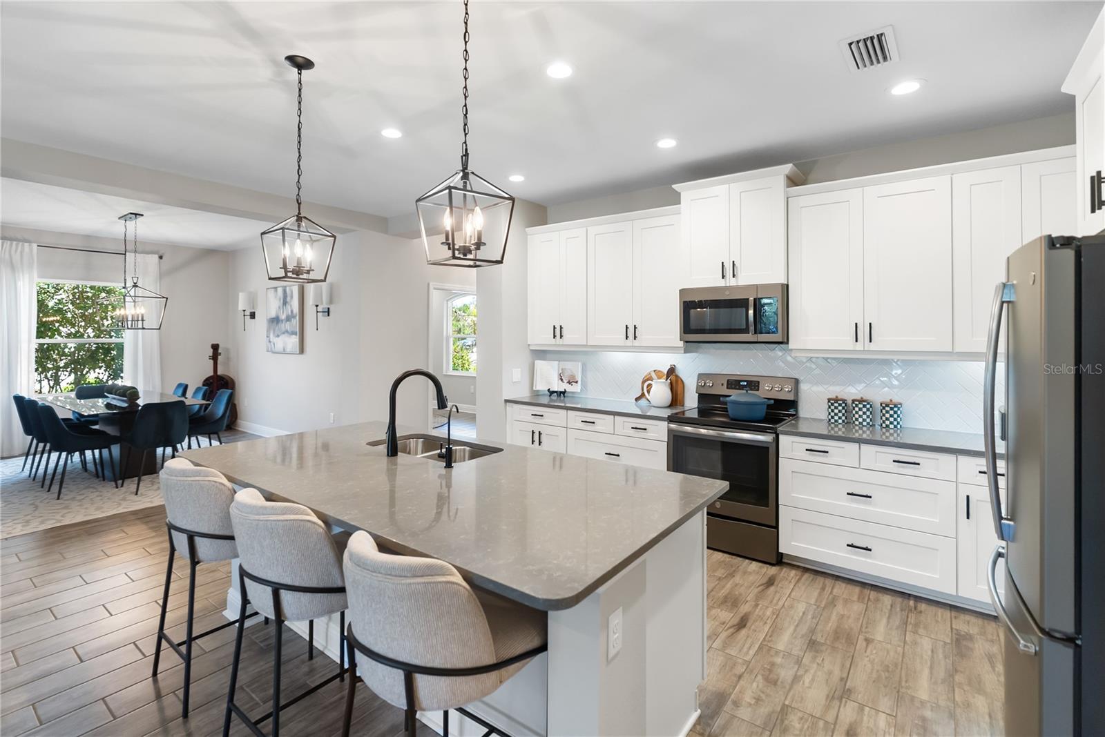 RIVERS REACH PH I-B & I-C - Residential