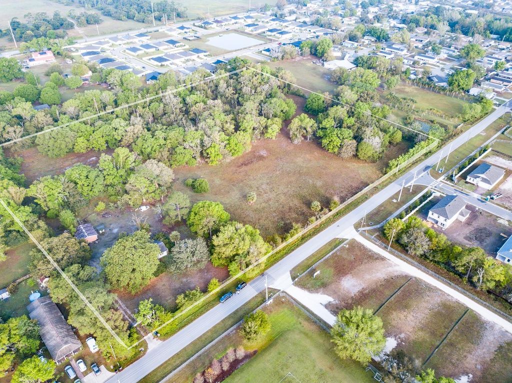 Photo of 2650 Missouri Avenue, Saint Cloud, FL 34769 (MLS # O6096248)