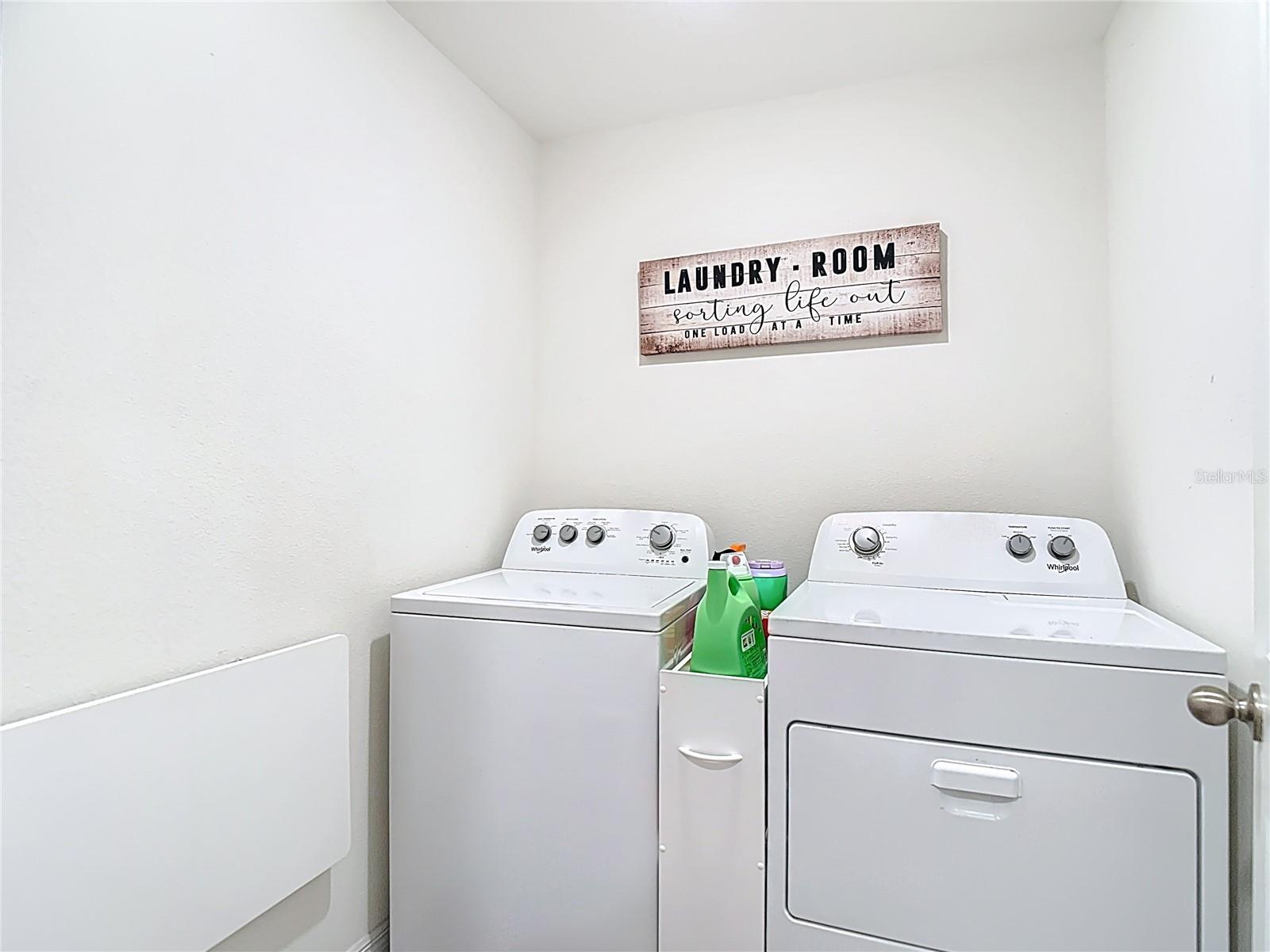 HERNANDO OAKS PH 3 - Residential