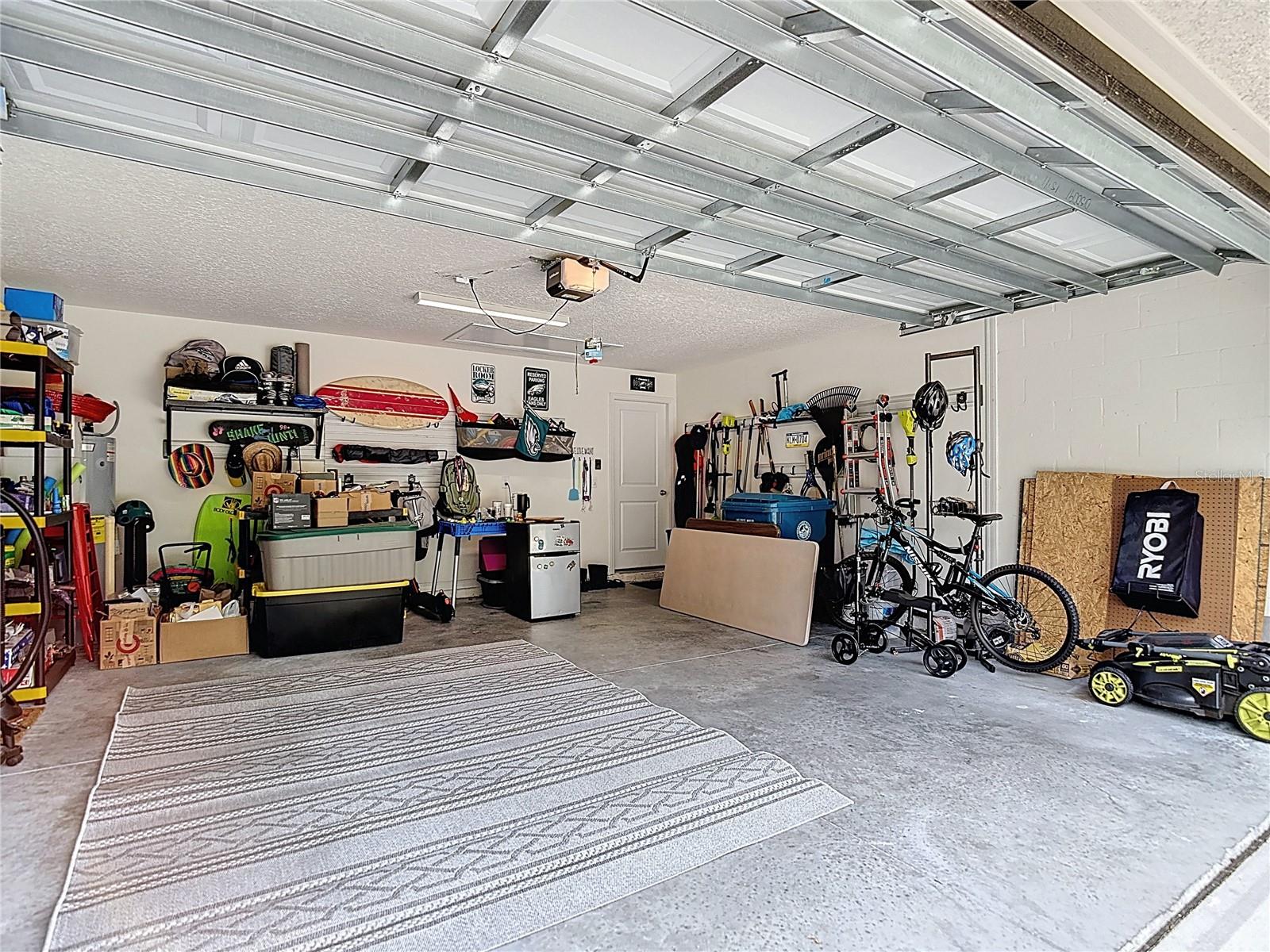 HERNANDO OAKS PH 3 - Residential