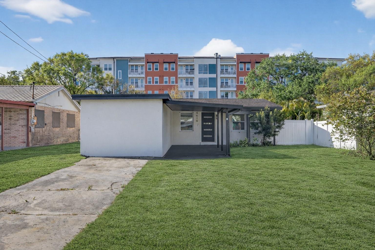 GANBRIDGE CITY 22 - Residential