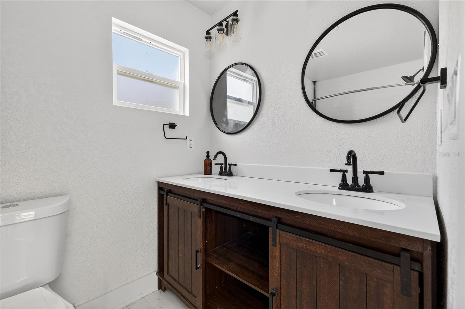 GANBRIDGE CITY 22 - Residential