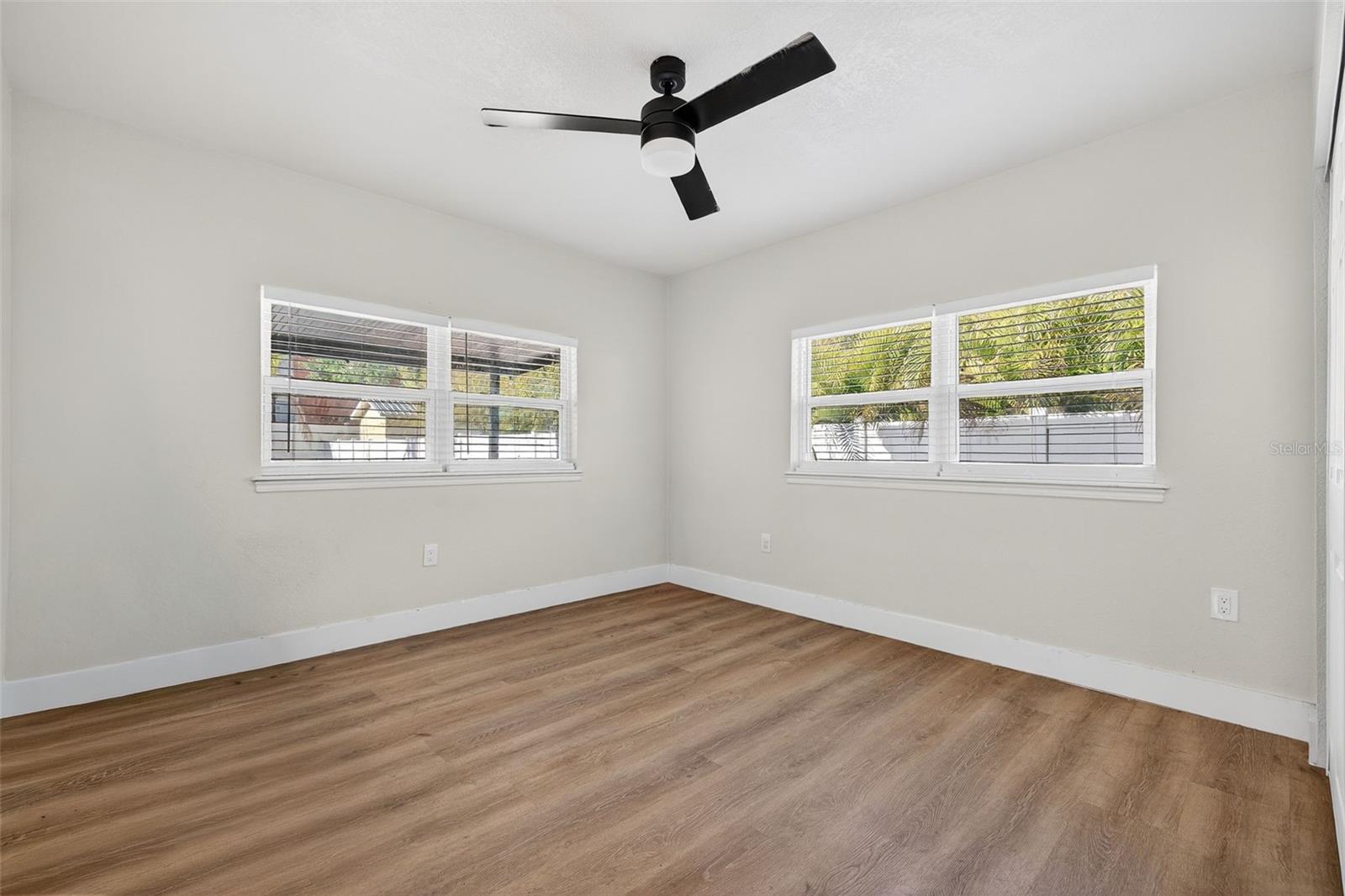 GANBRIDGE CITY 22 - Residential