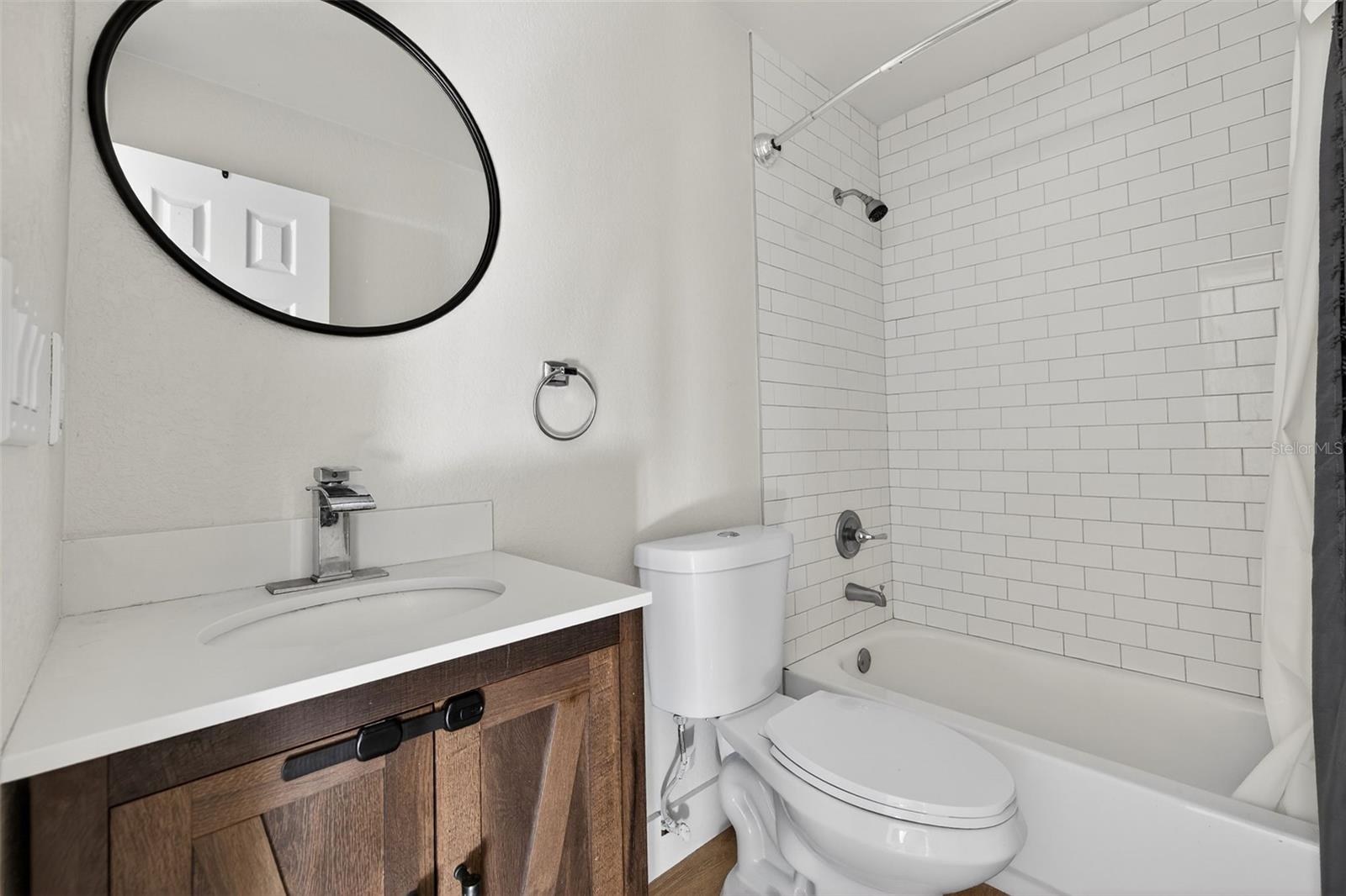 GANBRIDGE CITY 22 - Residential