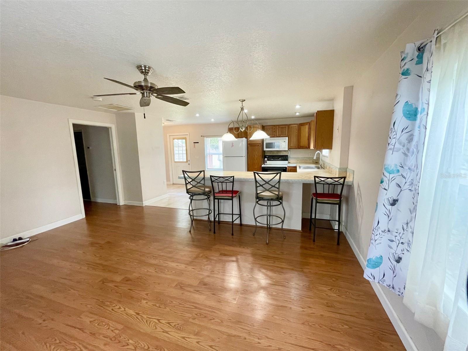 MIDWAY PARK - Residential