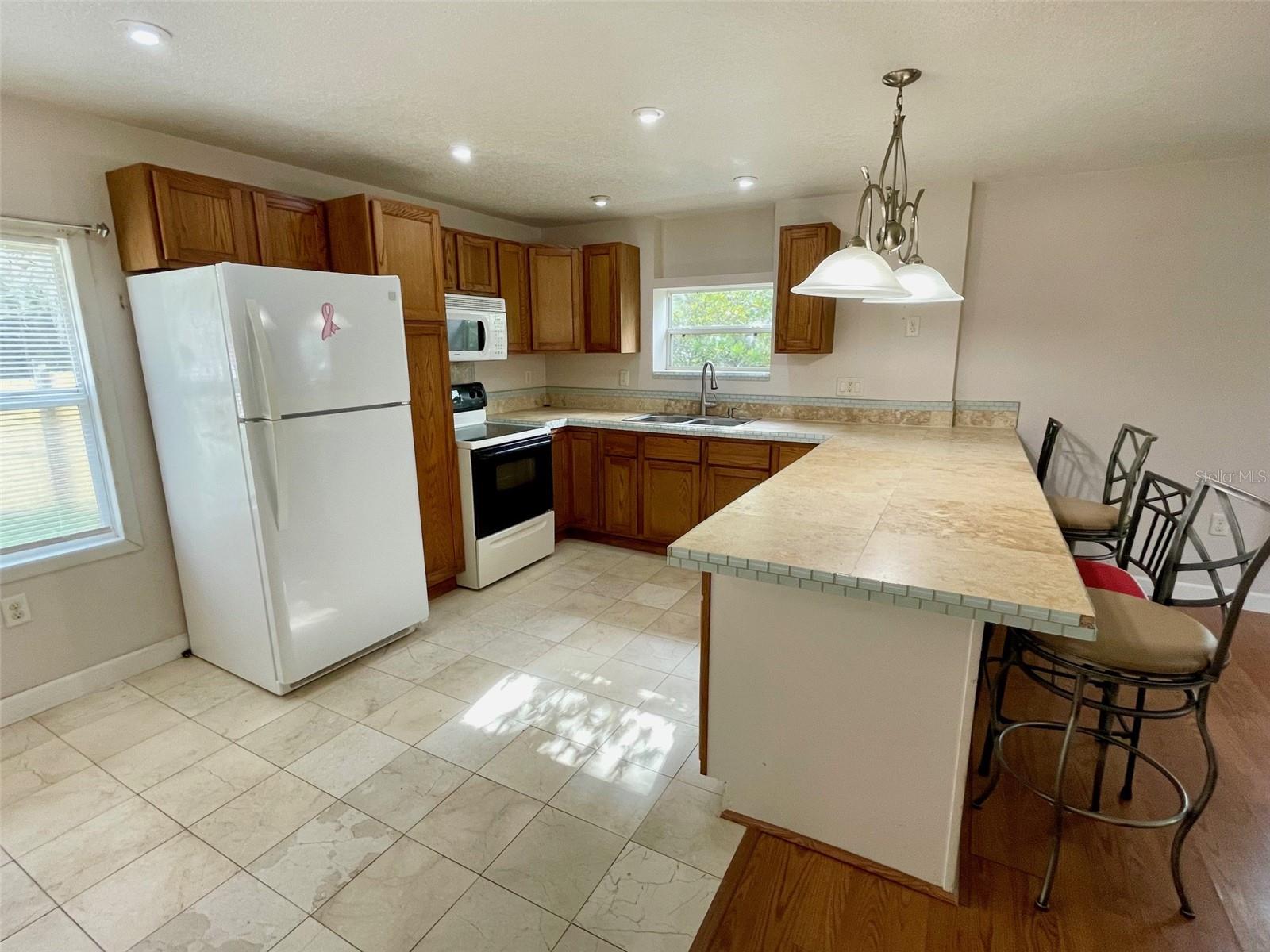 MIDWAY PARK - Residential