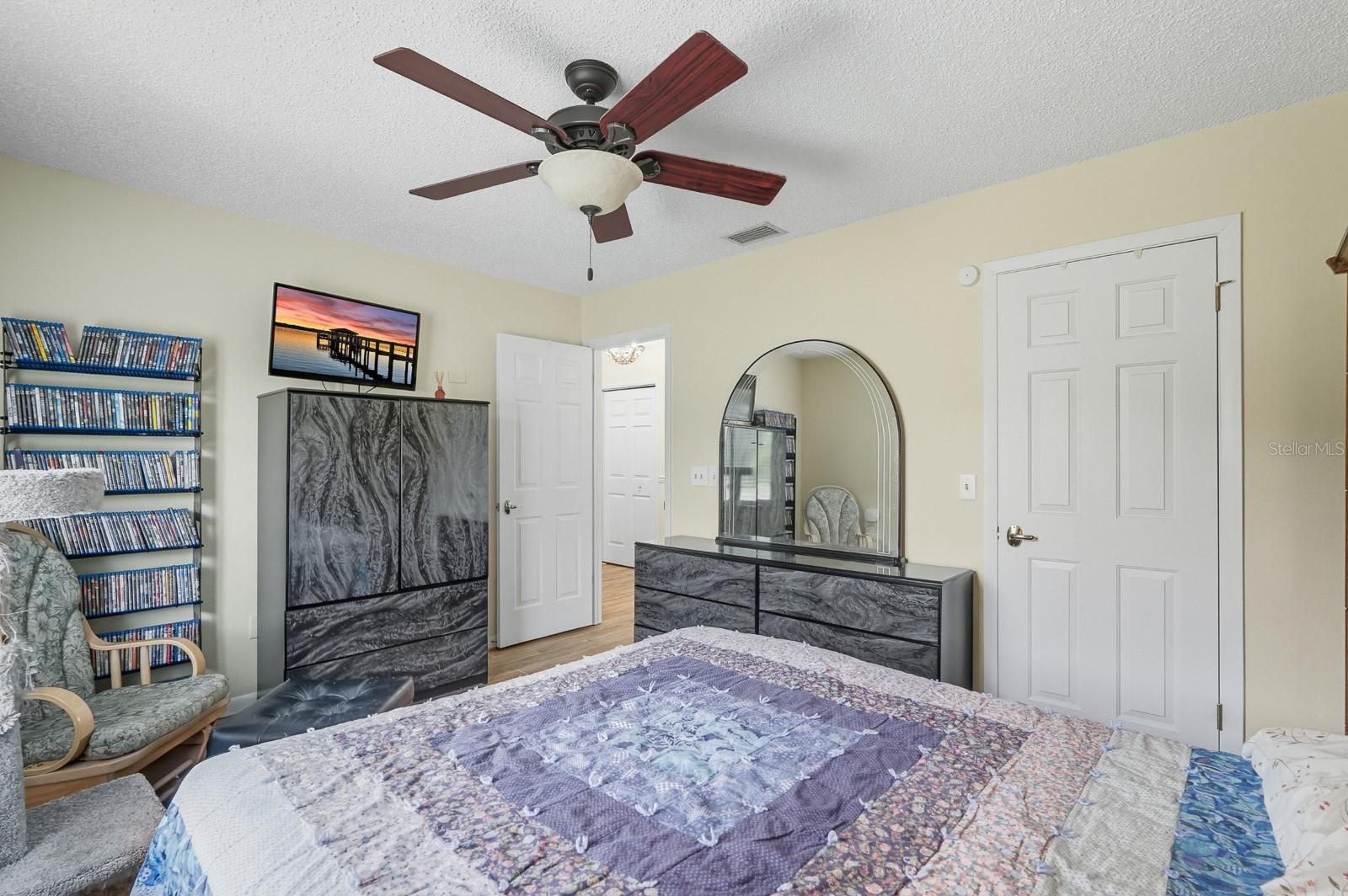 PINE GROVE - Residential