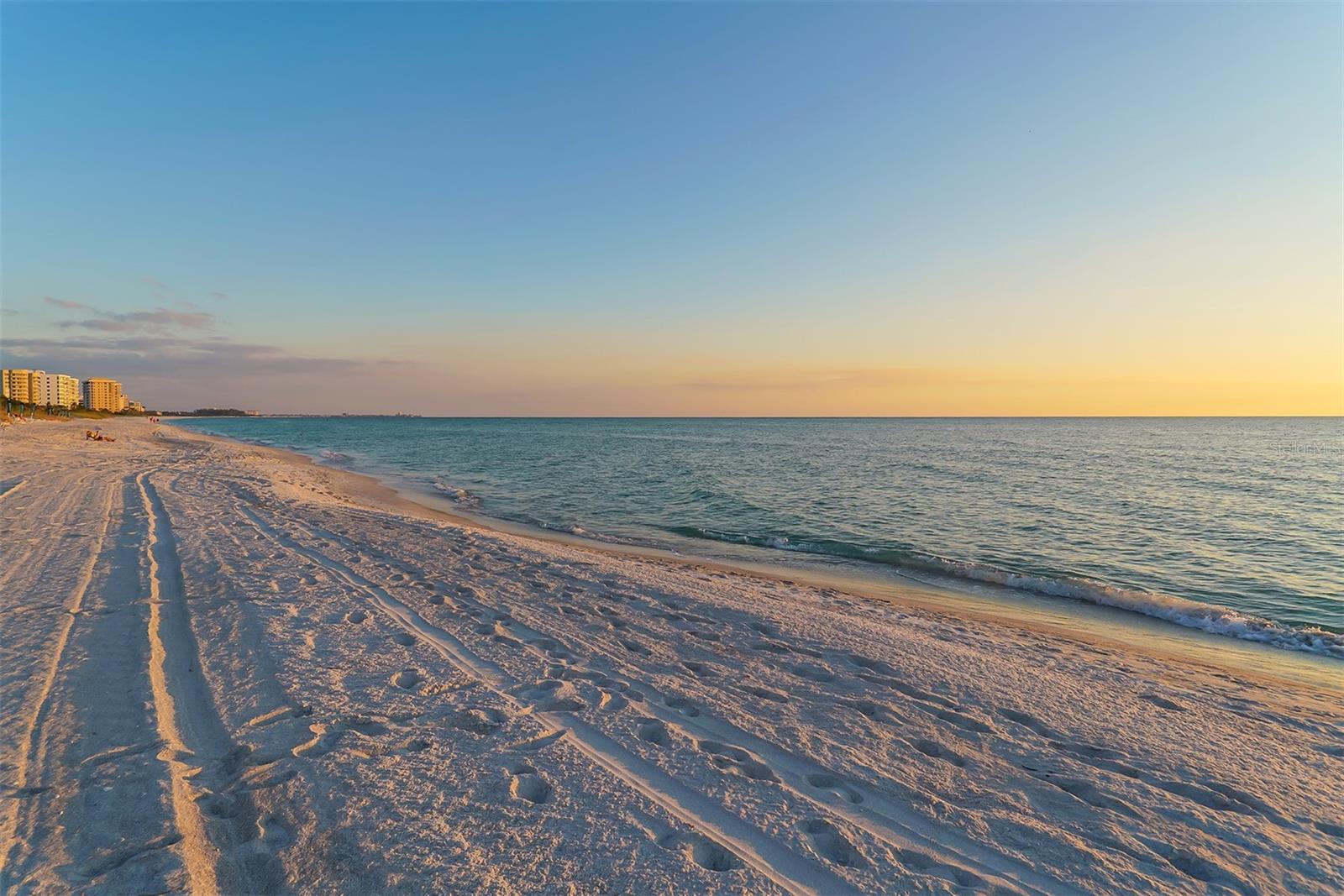 SARASOTA BEACH - Land