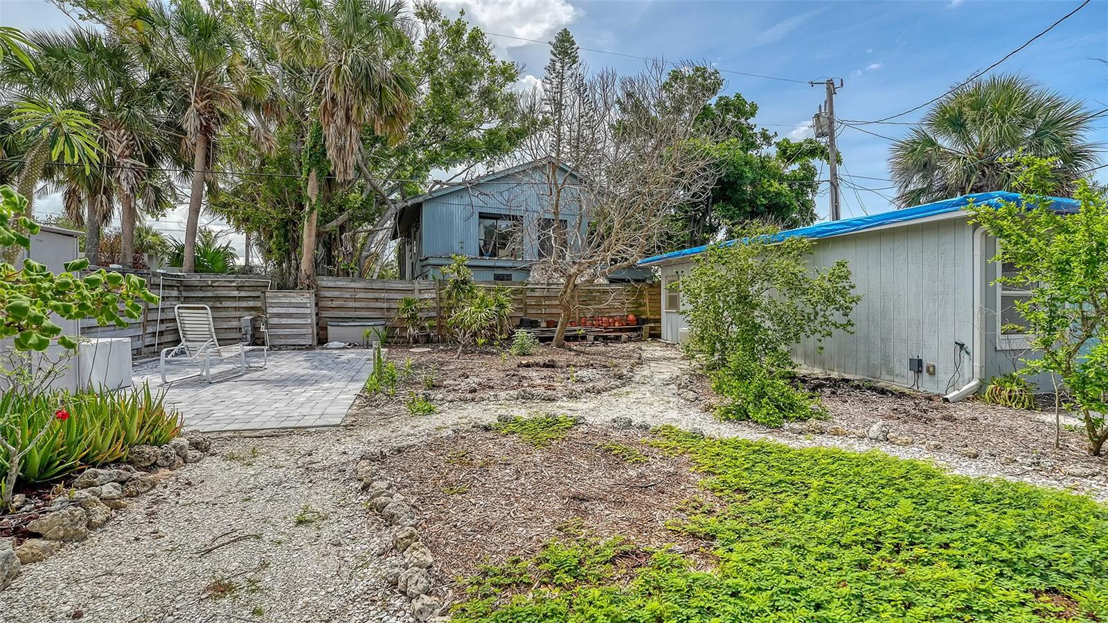 SARASOTA BEACH - Land