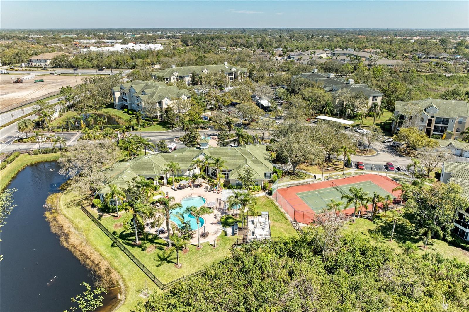 SERENADE ON PALMER RANCH - Residential
