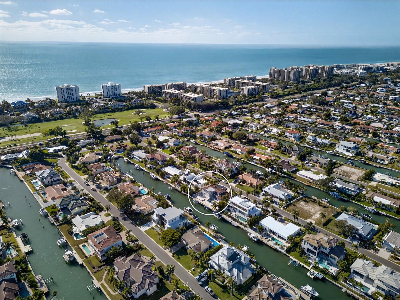 COUNTRY CLUB SHORES - Residential