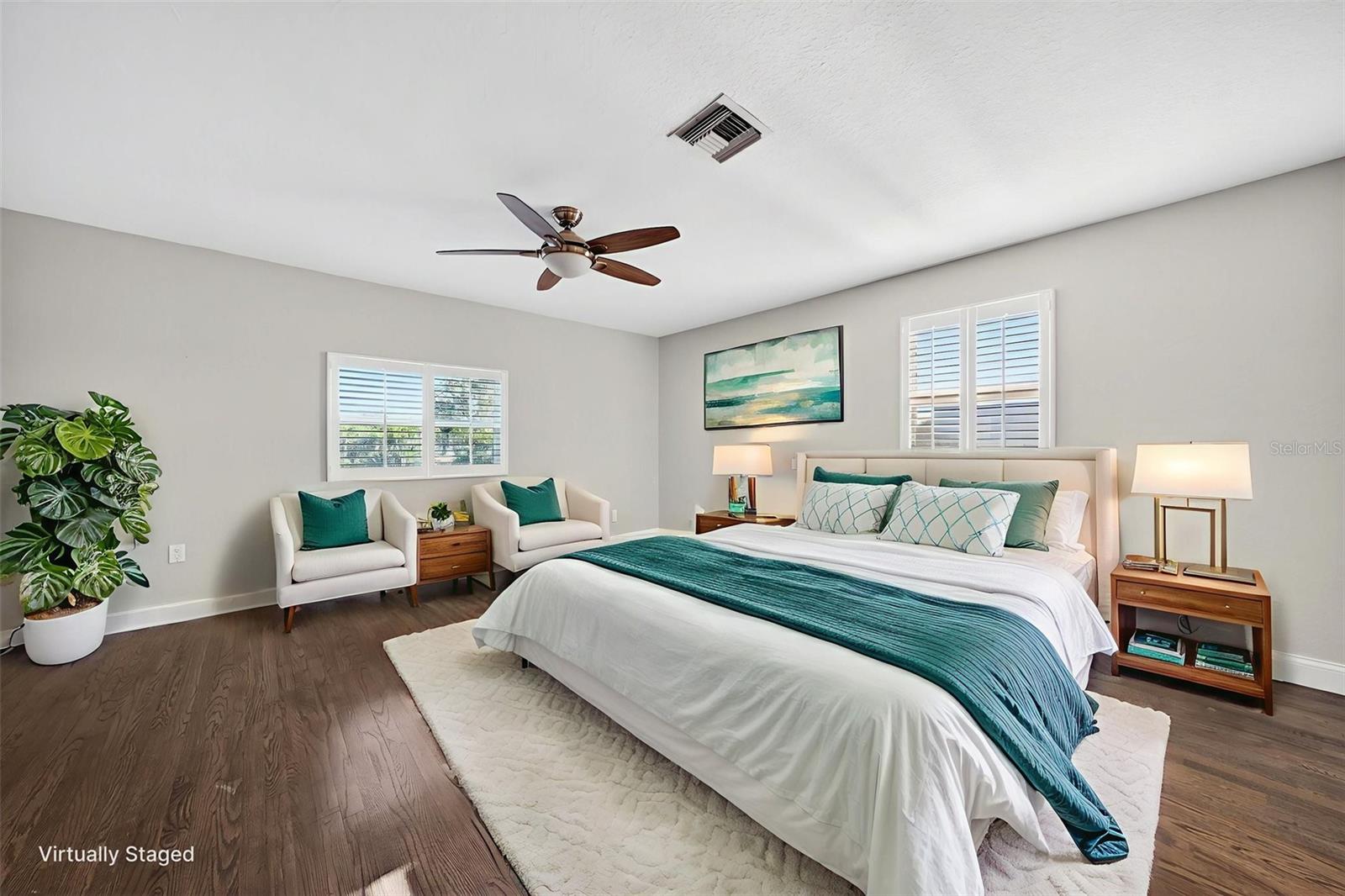 COUNTRY CLUB SHORES - Residential