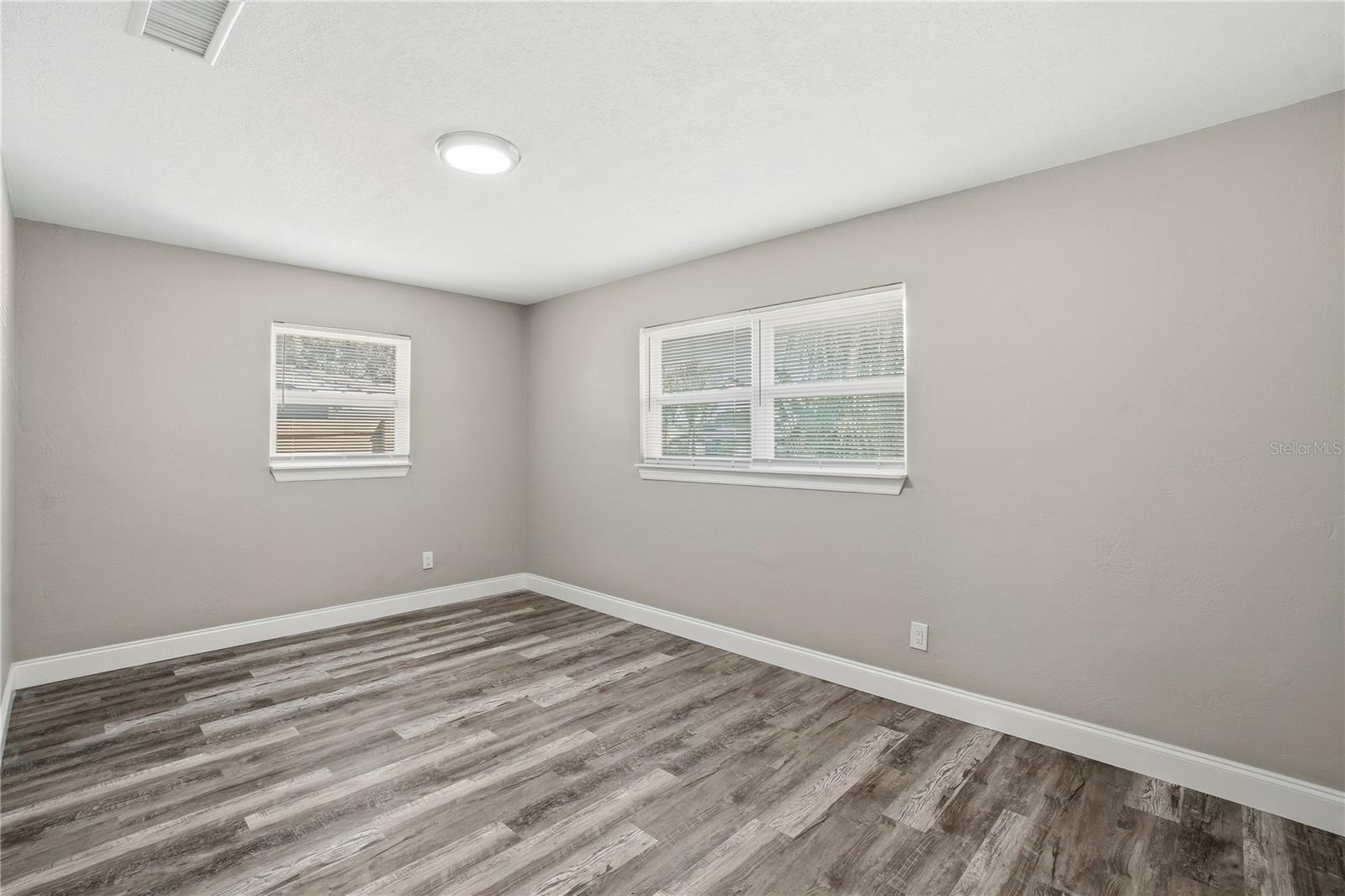 RIDGEWOOD GROVES - Residential