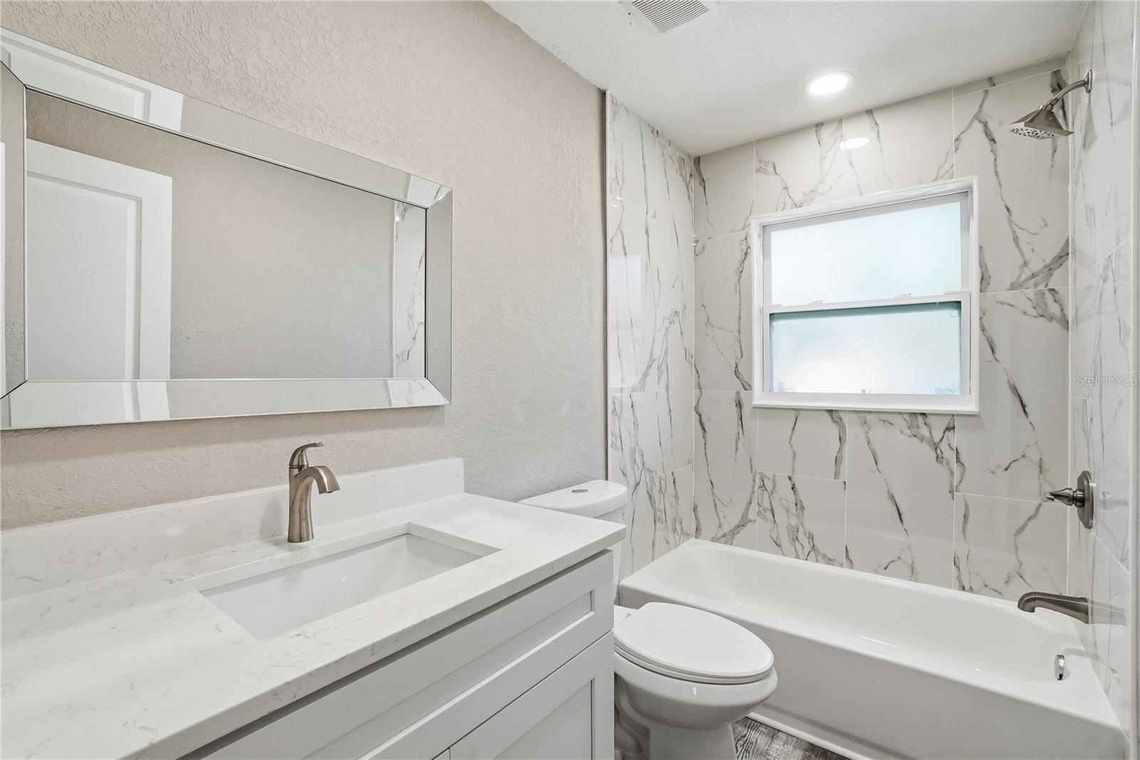 RIDGEWOOD GROVES - Residential