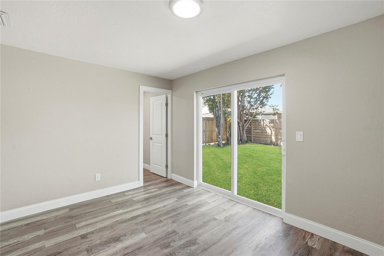 RIDGEWOOD GROVES - Residential