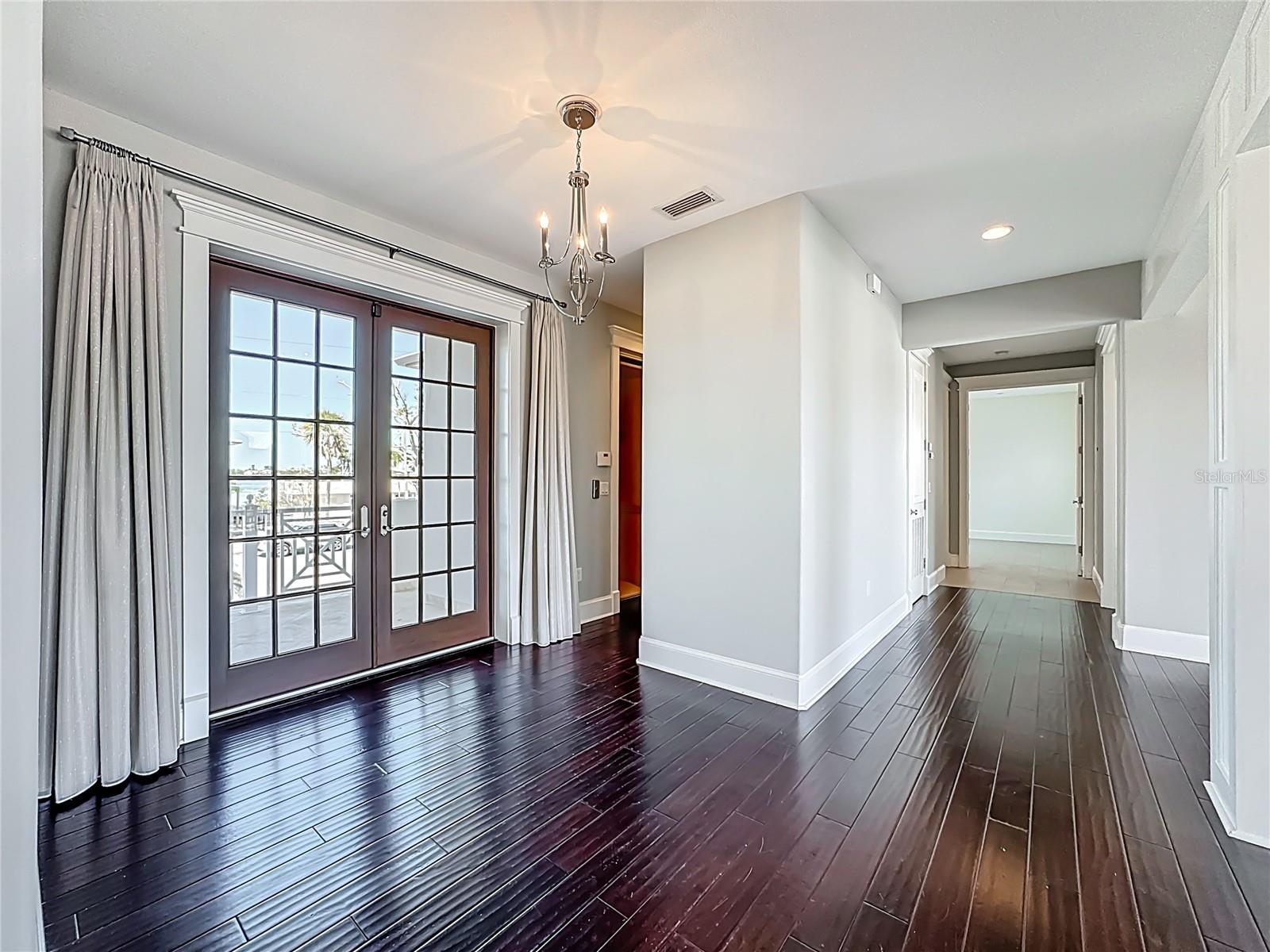 HOLMES BEACH 31ST UNIT AMD - Residential