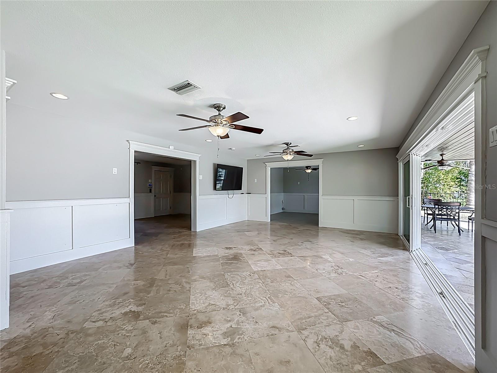 HOLMES BEACH 31ST UNIT AMD - Residential