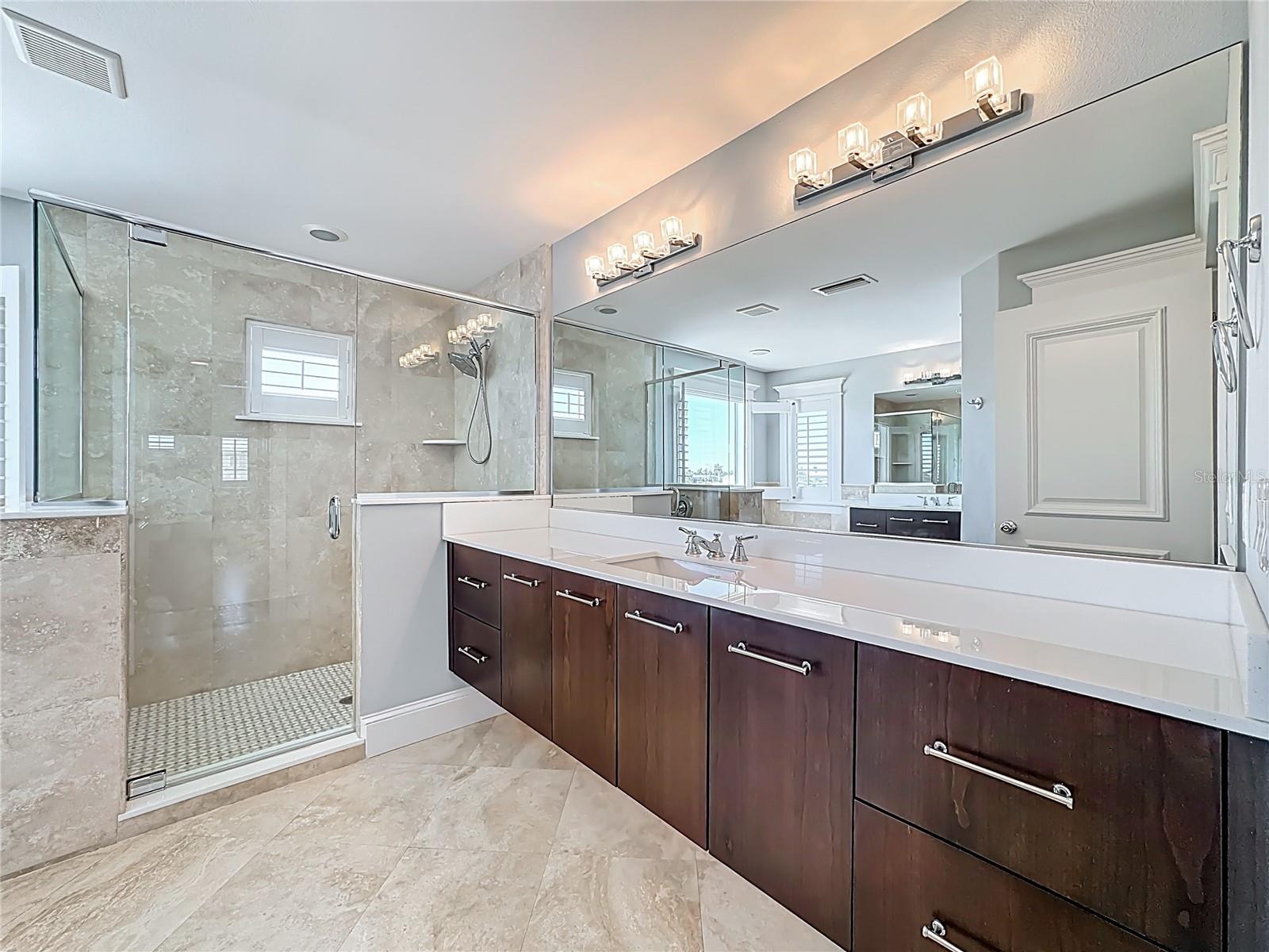 HOLMES BEACH 31ST UNIT AMD - Residential