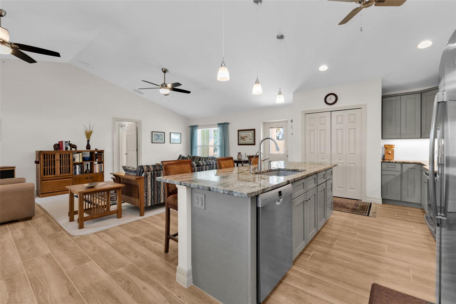 PUNTA GORDA - Residential