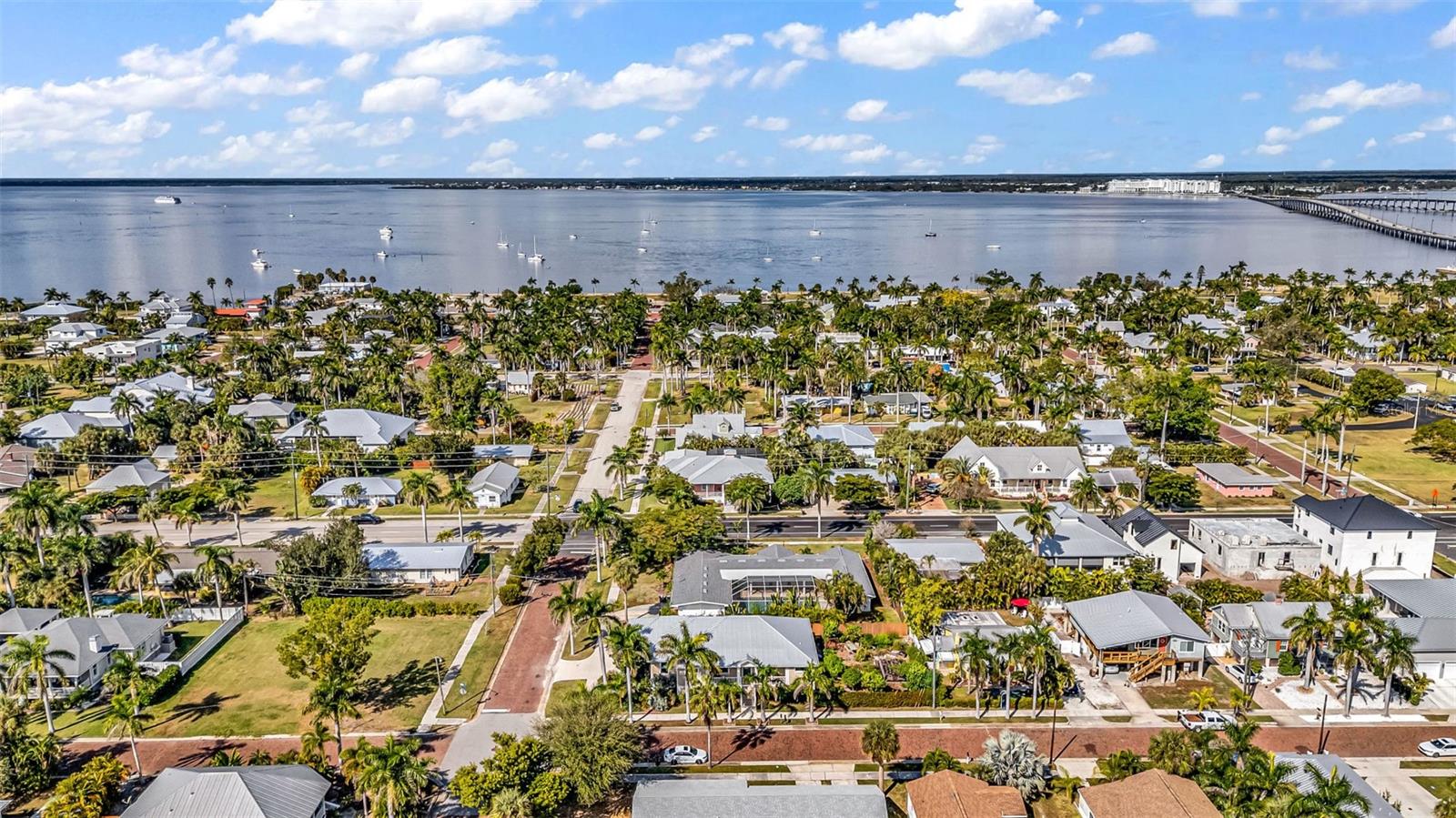 PUNTA GORDA - Residential