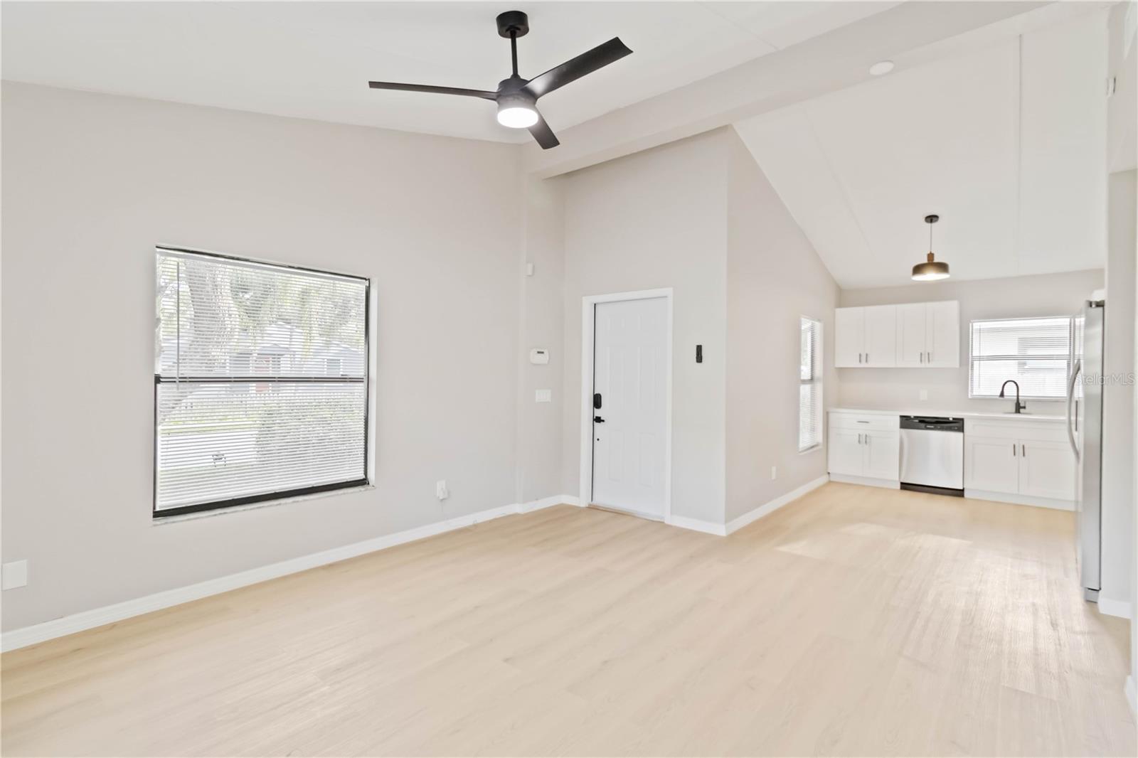 HILLCREST 3RD ADD TO - Residential