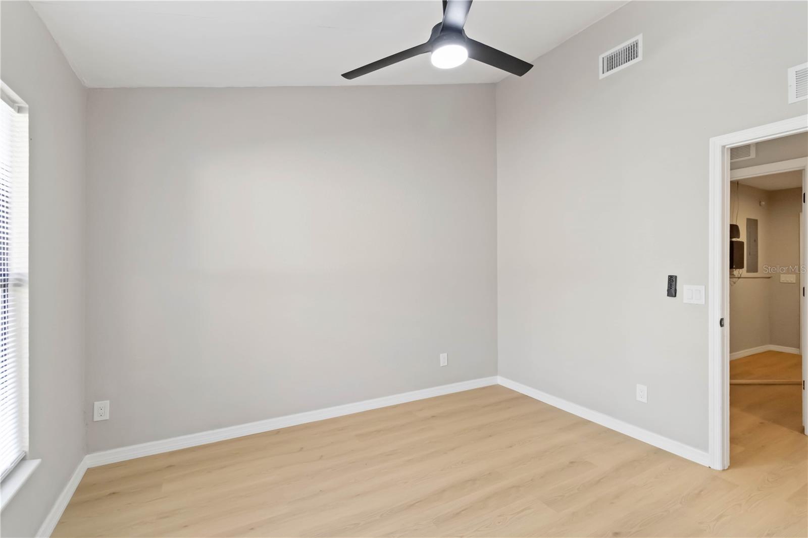 HILLCREST 3RD ADD TO - Residential